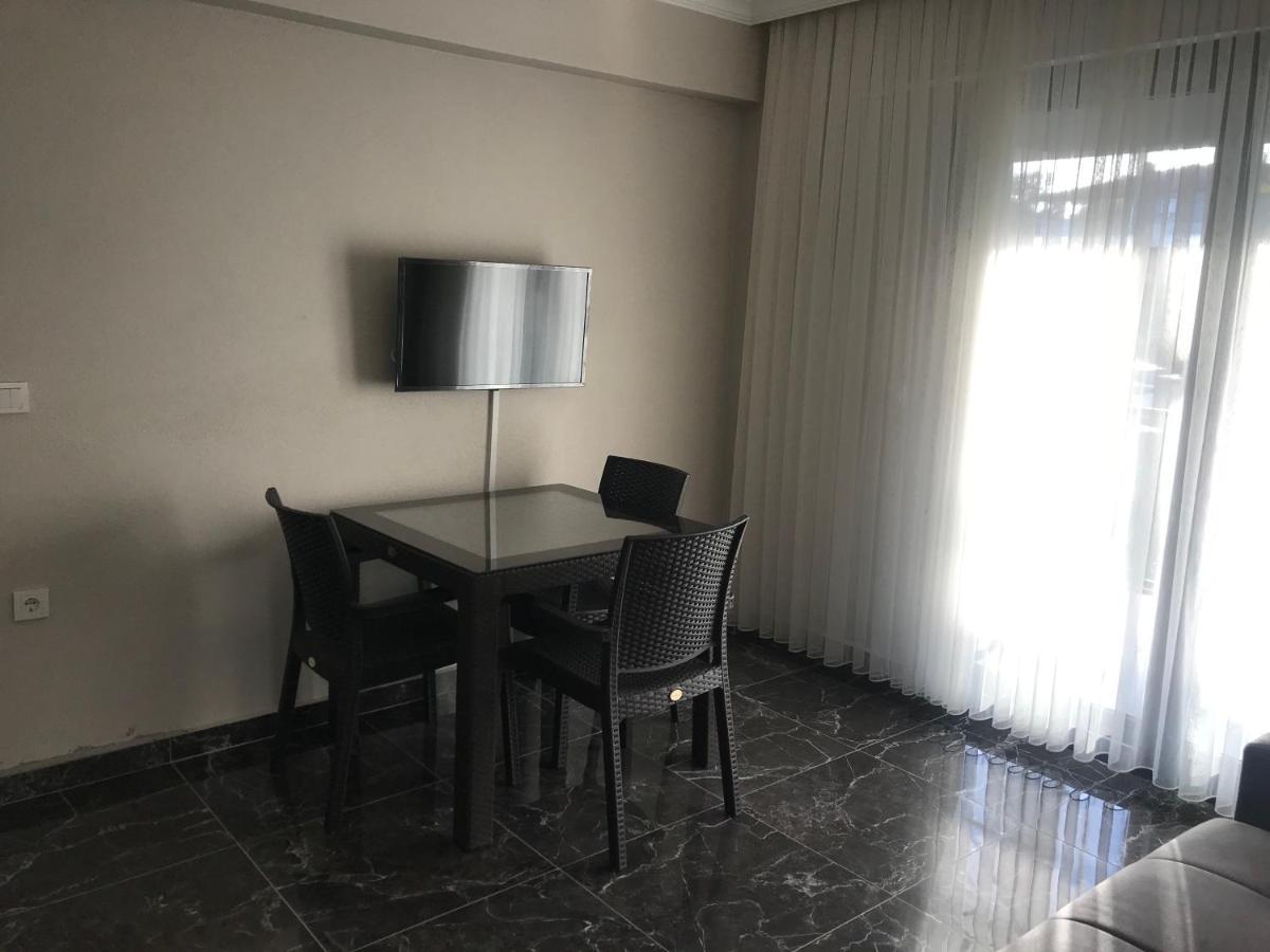 Aparthotel Golden Lake Aparts à Koycegiz Extérieur photo